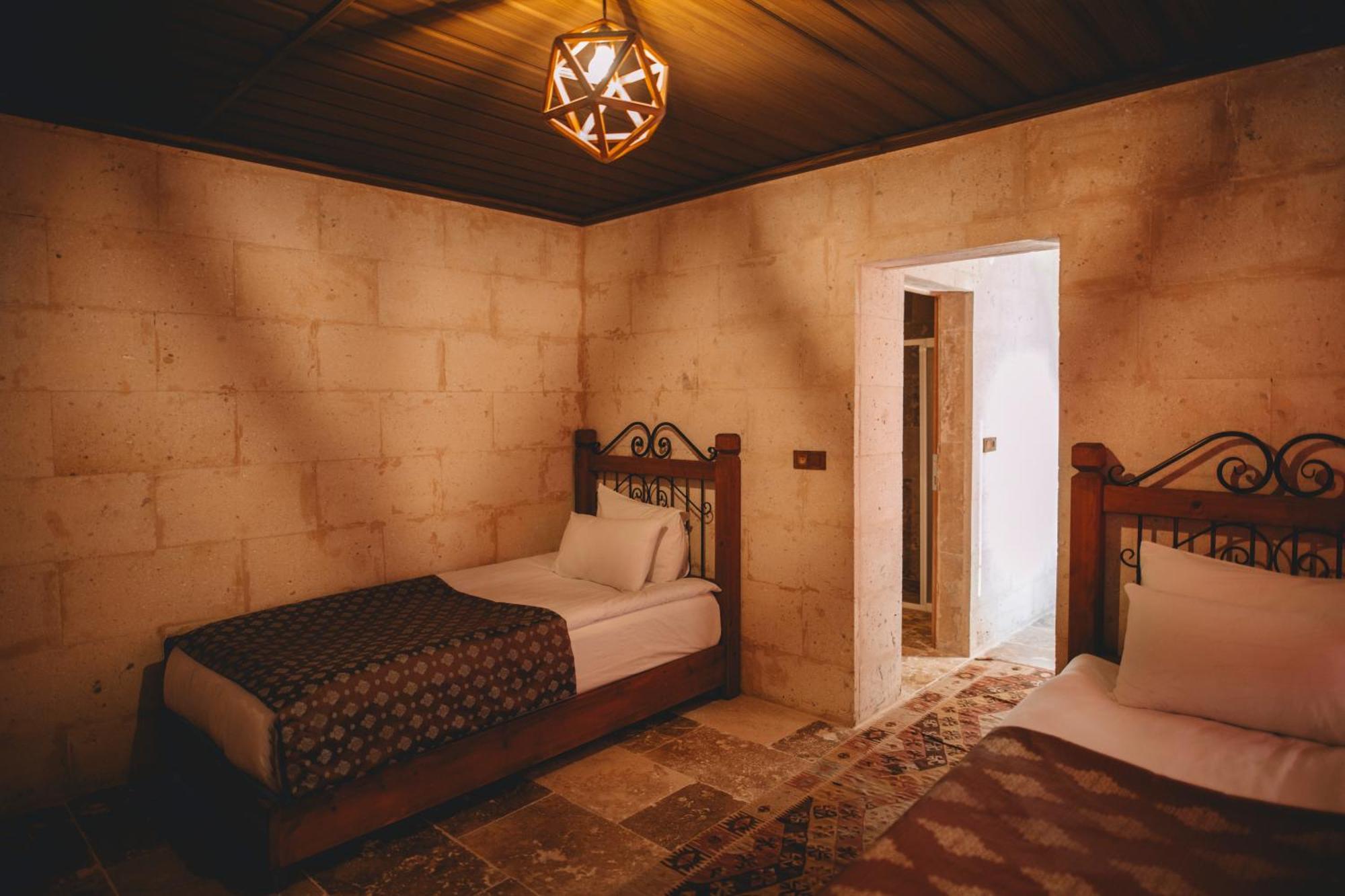Cavusin Cave House-Cappadocia Panzió Göreme Kültér fotó